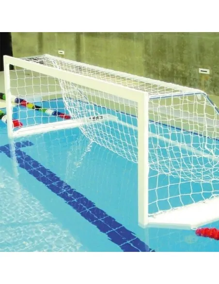 Jeu de deux buts de water-polo