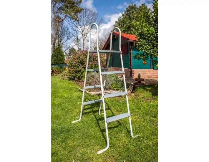 Escada standard 134 cm. Plataforma + degraus 2X4