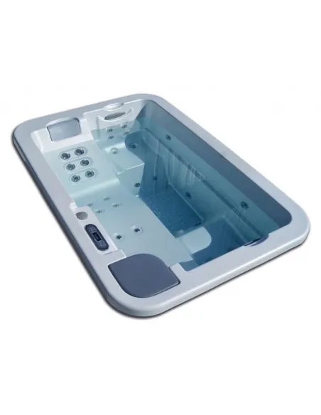 AstralPool Baltic 40 Spa