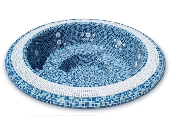 AstralPool Mirage 40 Whirlpool mit Überlauf