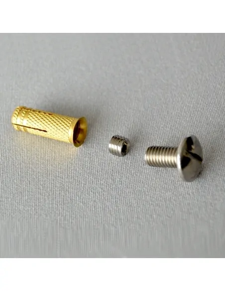 Mixed brass / stainless steel anchor