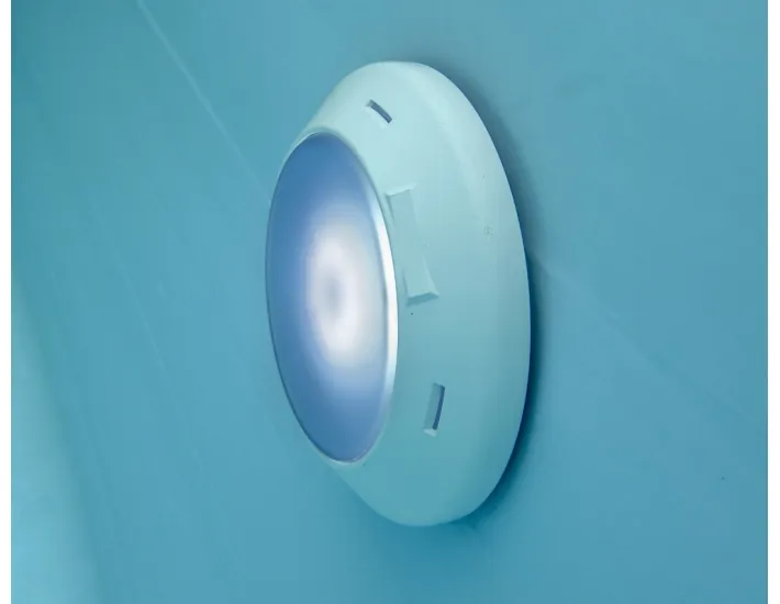 Foco proyector LED piscinas de madera y...