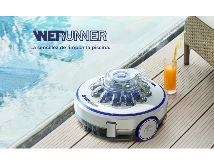 Wet Runner Battery Powered Robot