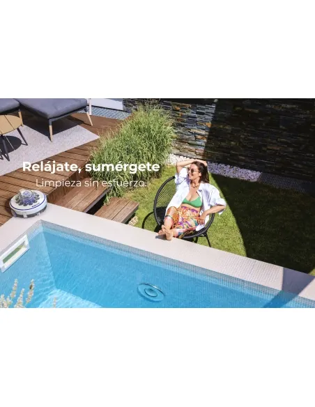 Wet Runner Battery Powered Robot