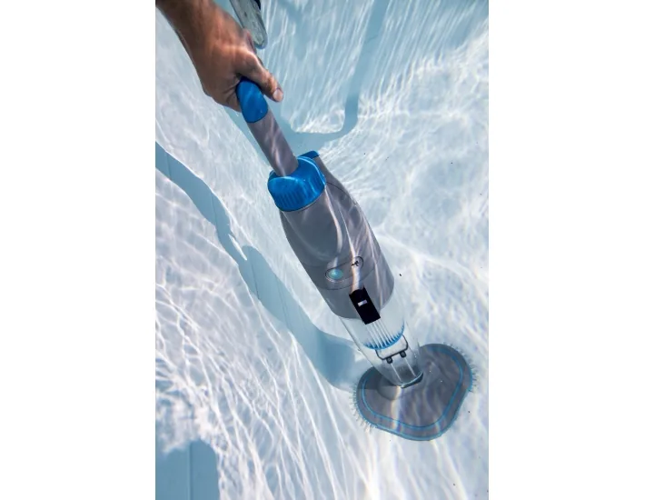 Nettoyeur de piscine à piles Gre Action Vac VCB50P