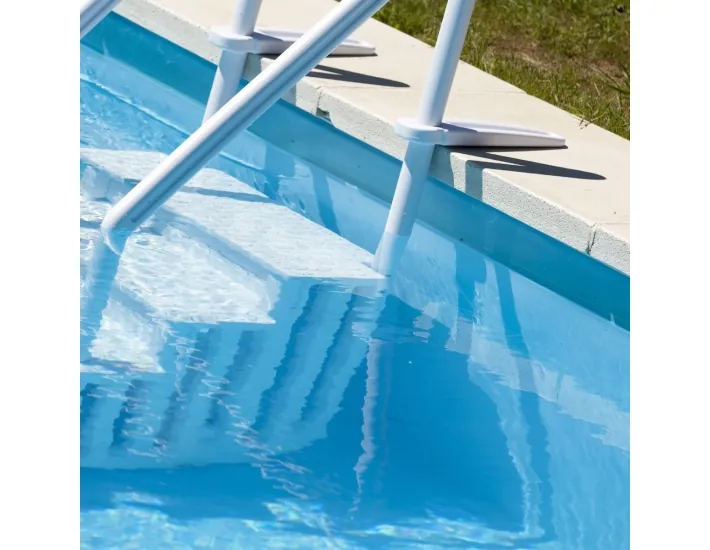 Indoor ladder for inground pools Gre